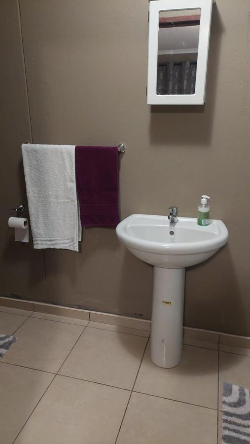 Mossie Inn Accommodation سواكوبموند المظهر الخارجي الصورة